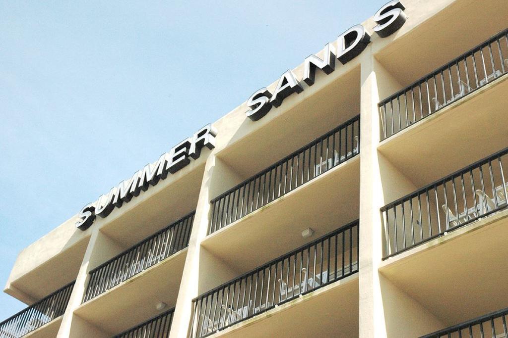 Summer Sands Suites Райтсвилл-Бич Экстерьер фото